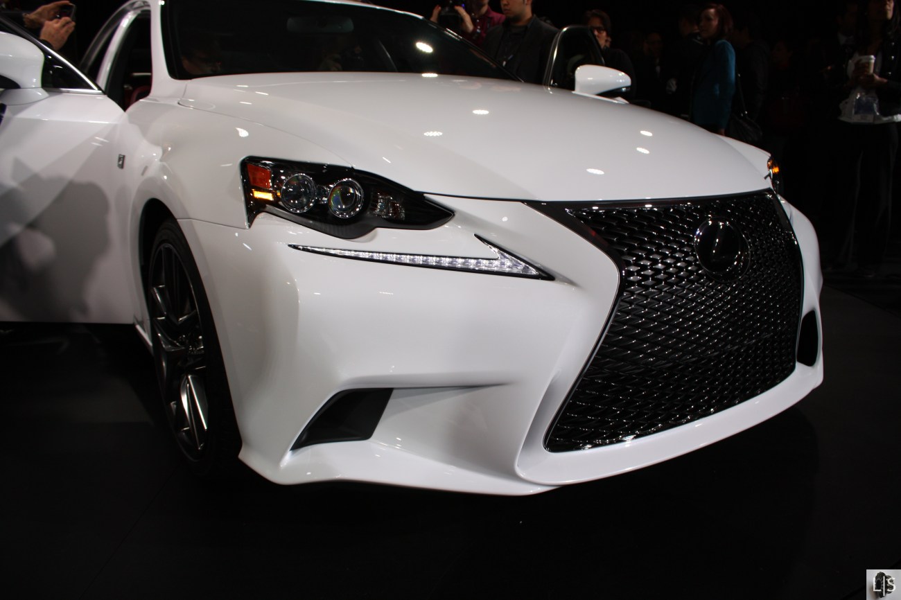 Lexus IS 3