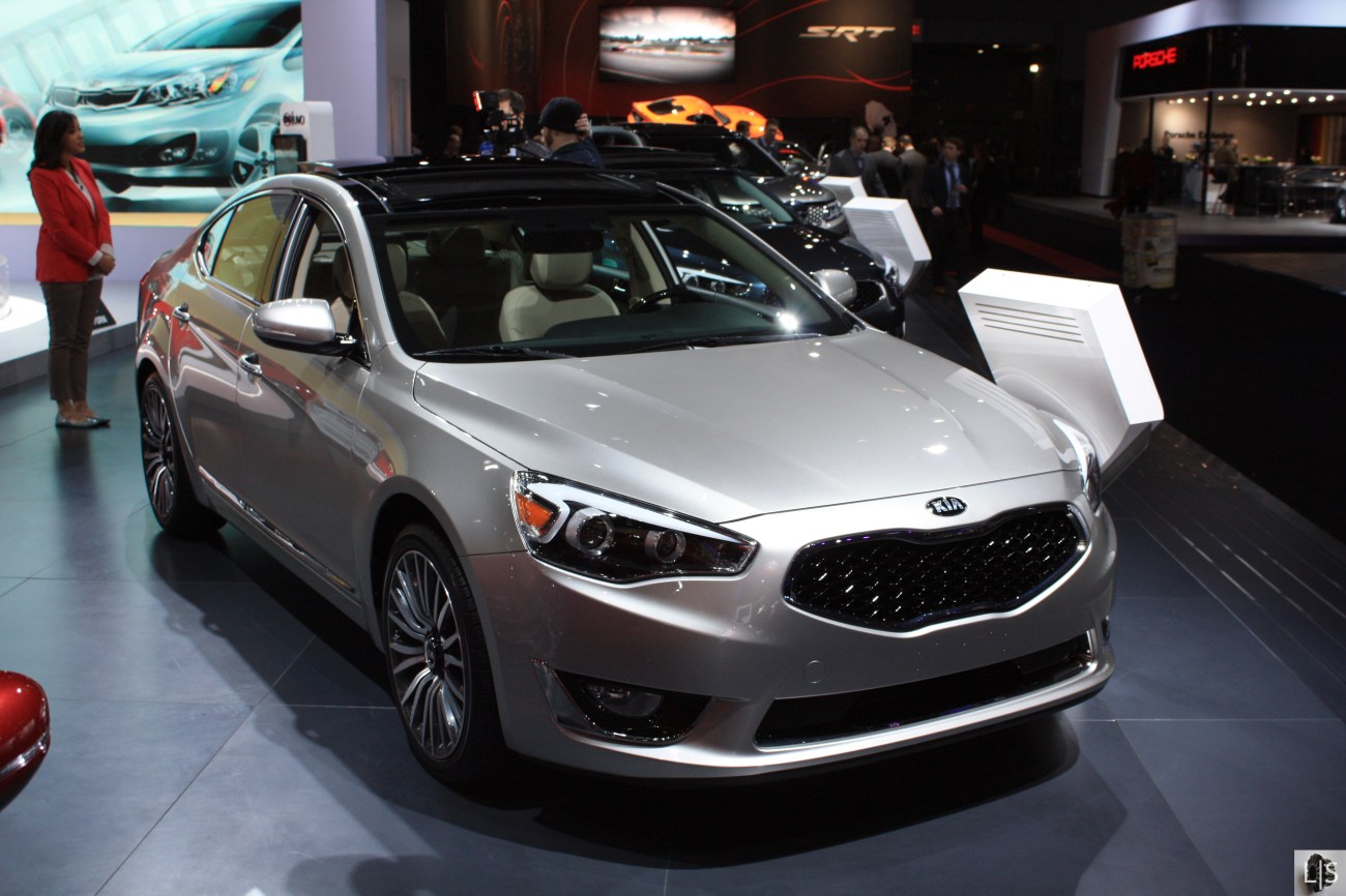 Kia Cadenza 1