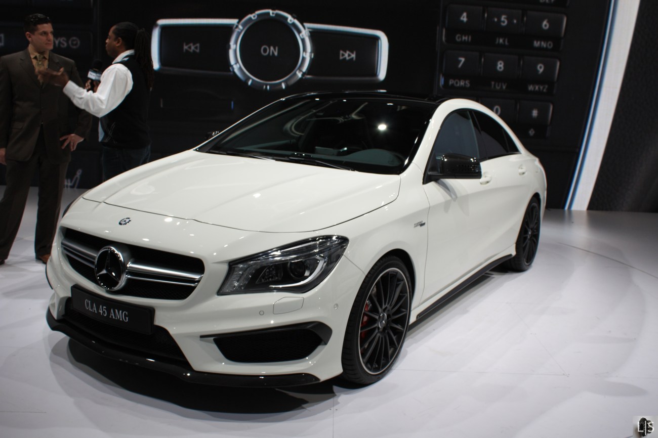 Mercedes CLA45 AMG 1
