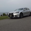 Lexus LS460 11