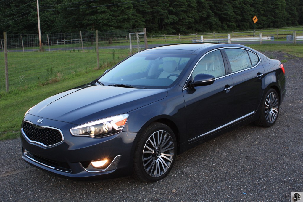 Kia Cadenza 1