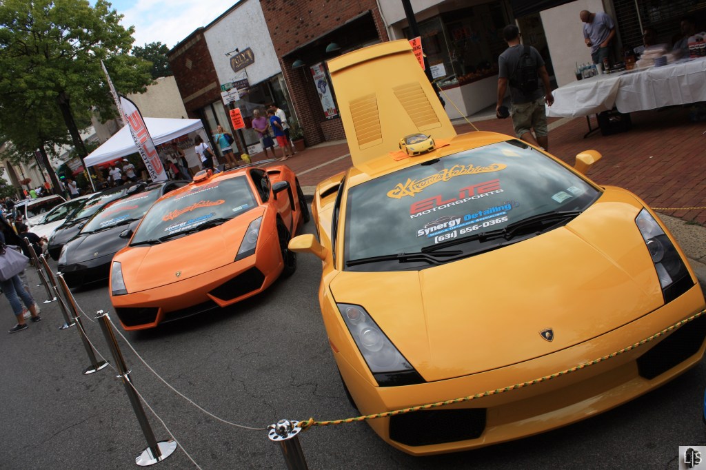 Please do not touch the Lambos