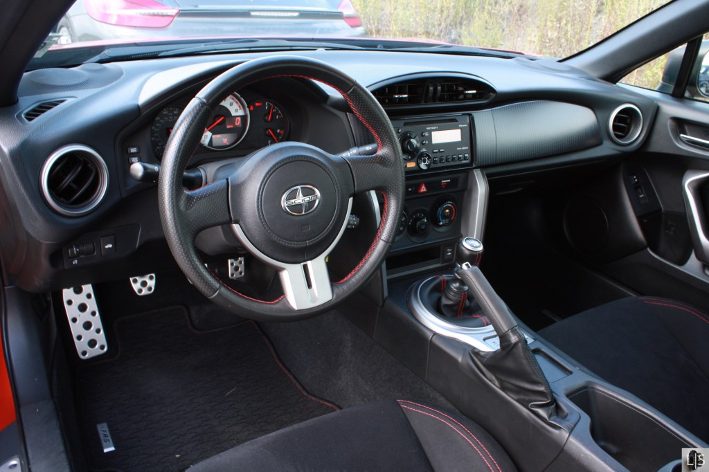 Scion FRS 8
