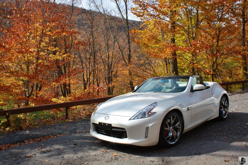 Nissan 370Z Roadster 1