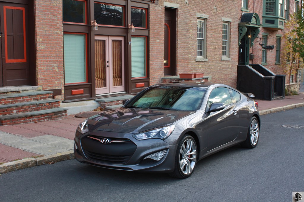 Hyundai Genesis Coupe 6