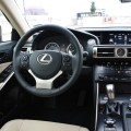 Lexus IS350 10
