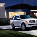 15LincolnNavigator_09_HR