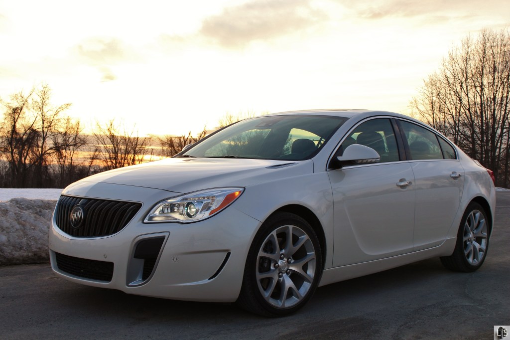 Buick Regal GS 5