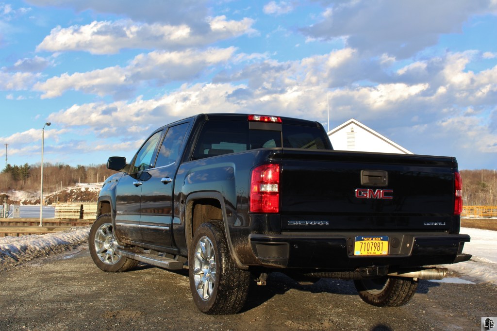 GMC Sierra Denali 4