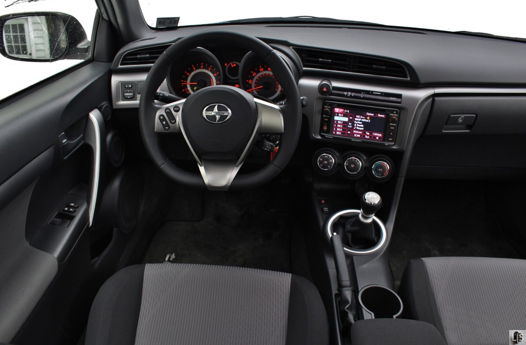 Scion tC 10