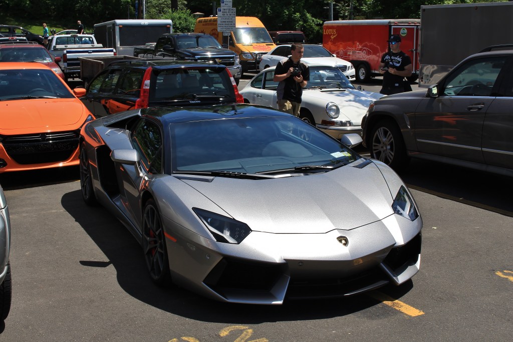 Lamborghini Aventador Roadster