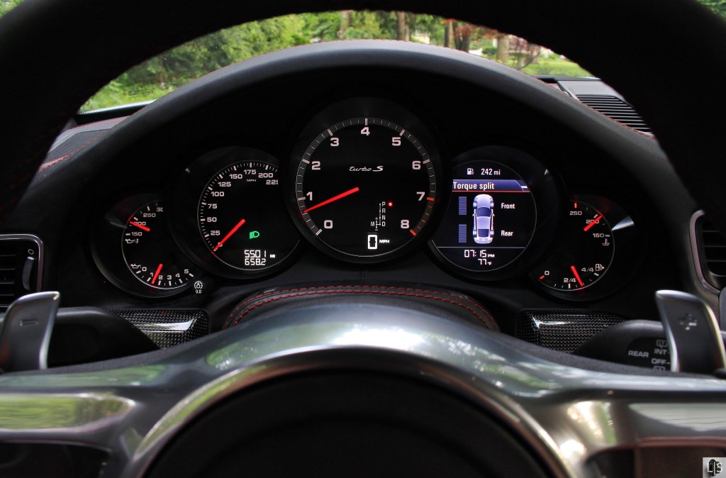 Porsche 911 Turbo S 15