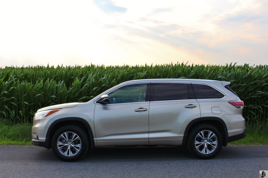 Toyota Highlander 4