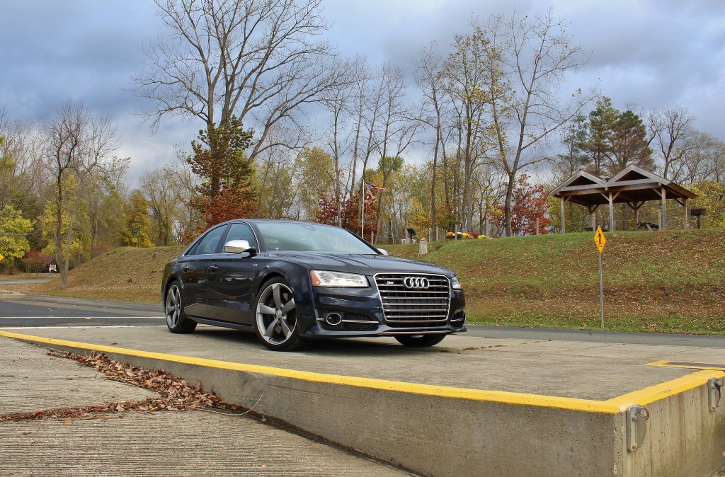 2015 Audi S8 2