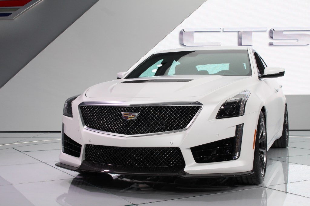 Cadillac CTS-V 1