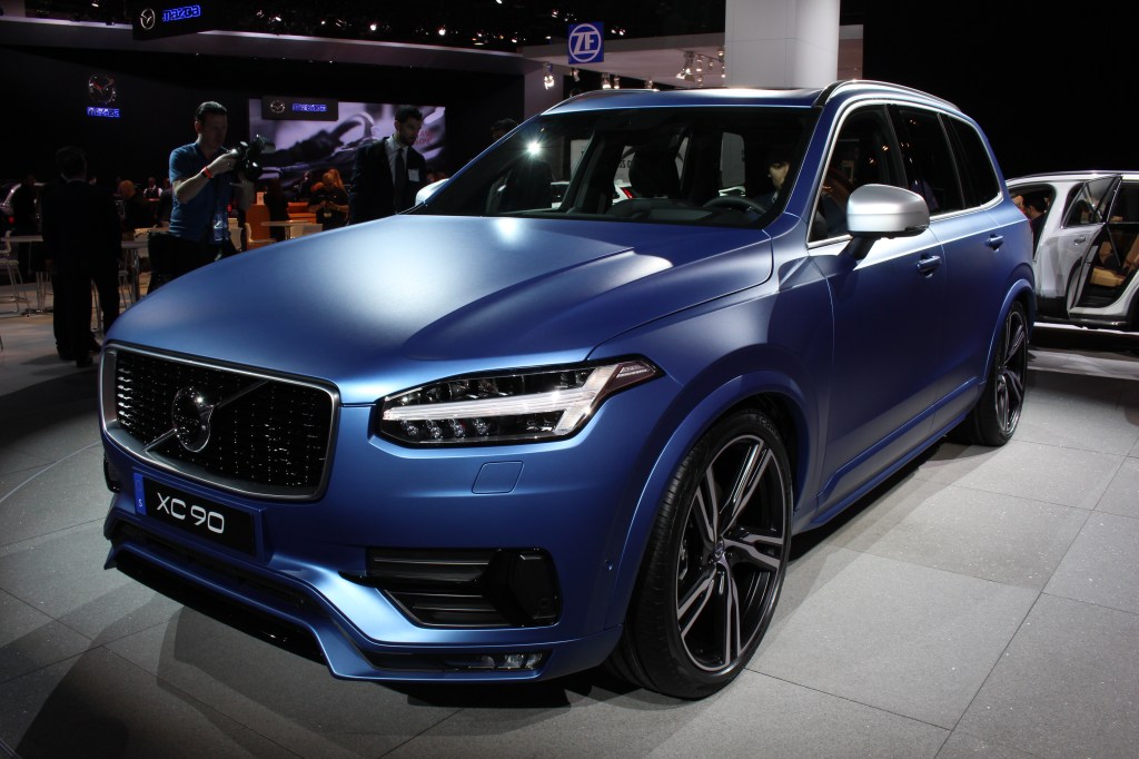 Volvo XC90 R Design 1