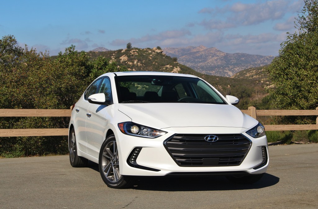2017 Hyundai Elantra Limited 1
