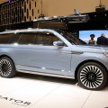Lincoln Navigator Concept 3