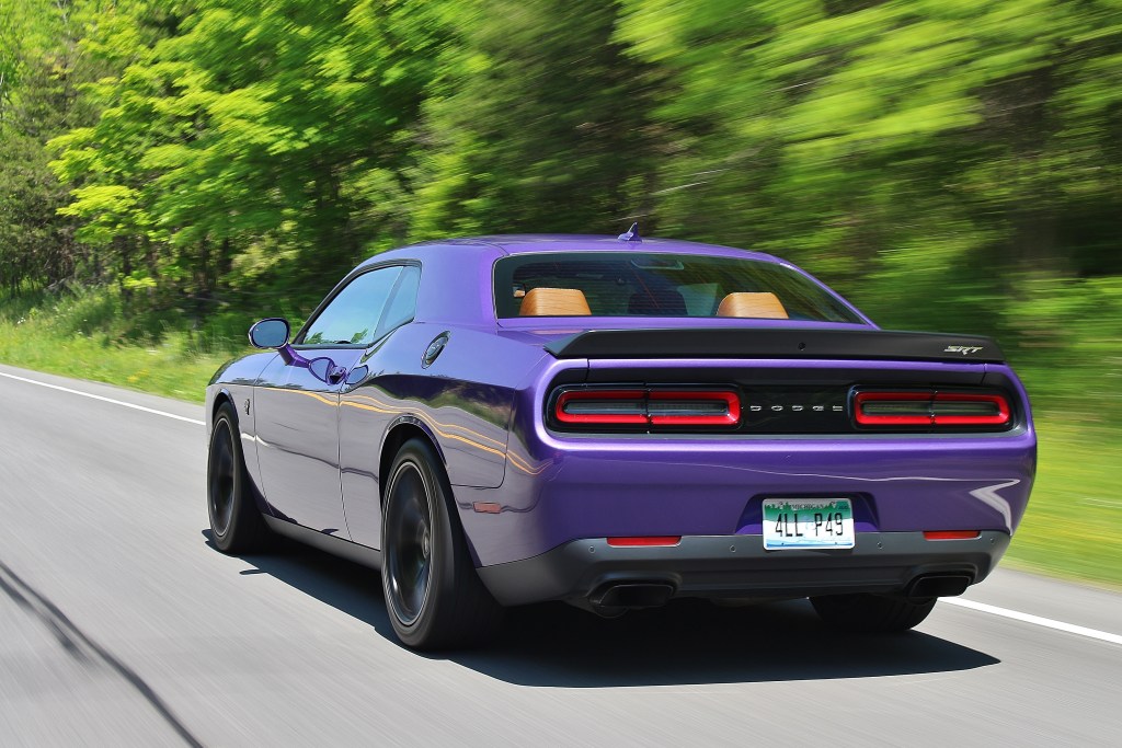 dodge-challenger-hellcat-6