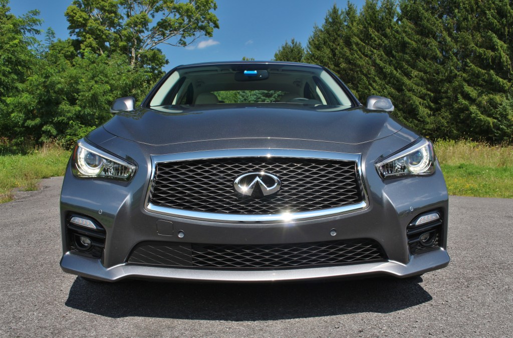 2016-infiniti-q50s-3