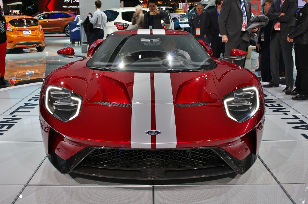 red-ford-gt