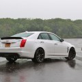 Cadillac CTS-V 9