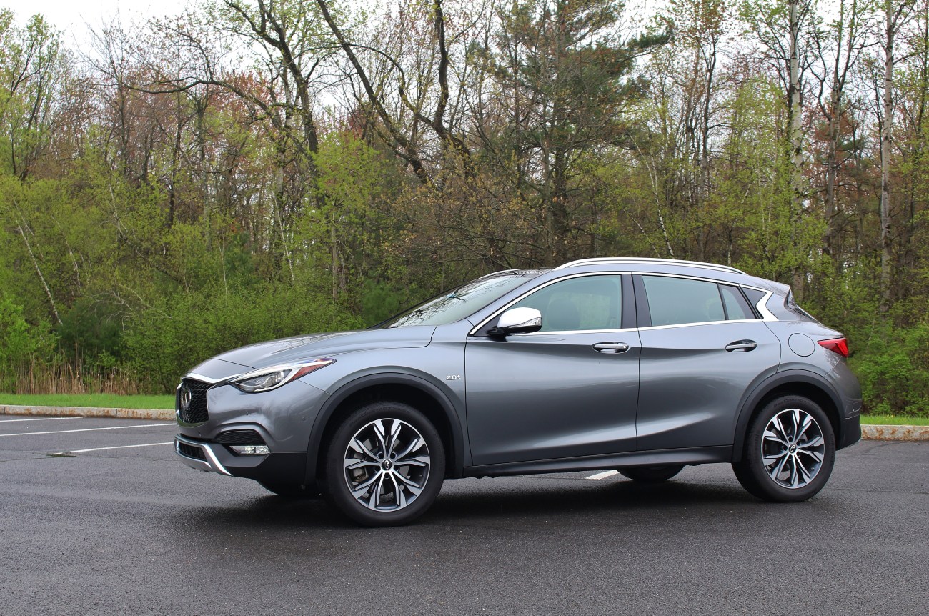 2017 Infiniti QX30 4