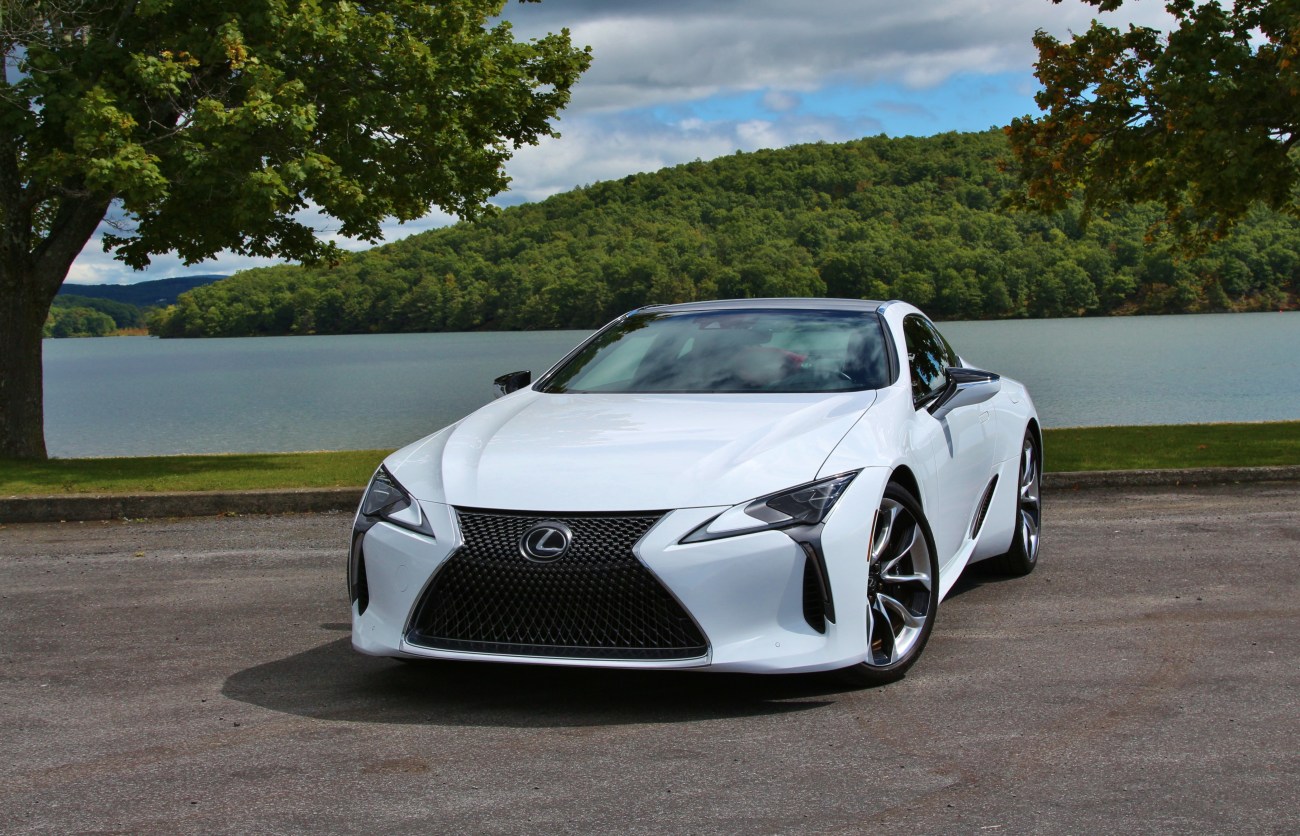 2017 Lexus LC500 1