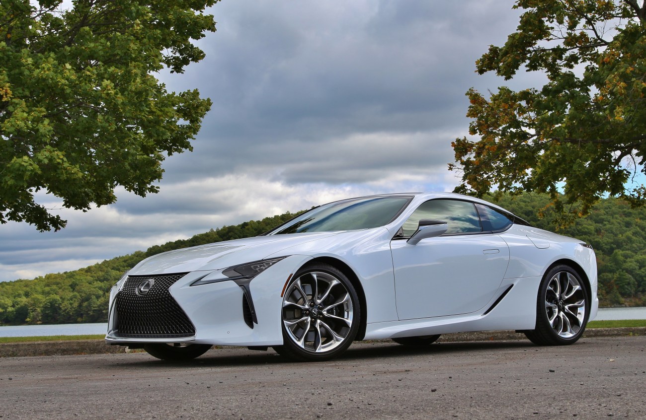 2017 Lexus LC500 3