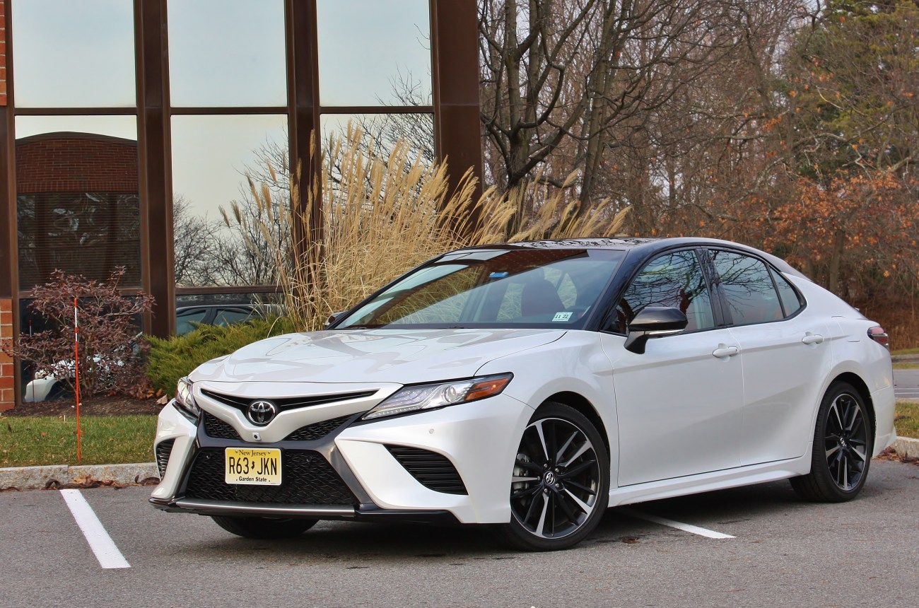 2018 Toyota Camry 2