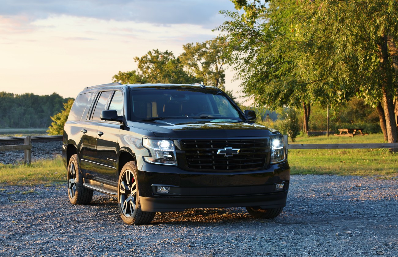 Chevrolet Suburban RST 8