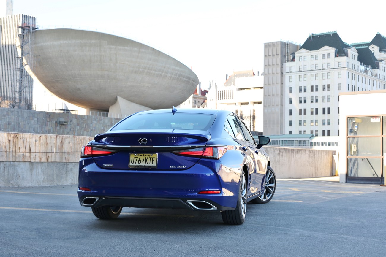 2019 Lexus ES350 FSport 8