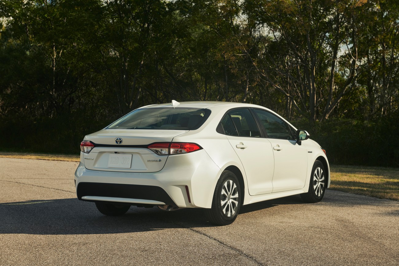 2020 Corolla Hybrid LE 4