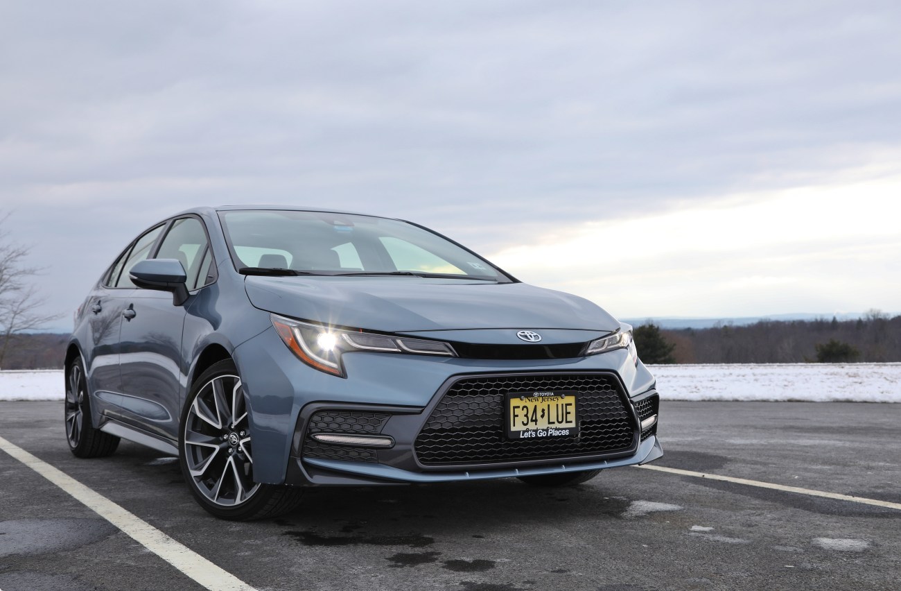 2020 Toyota Corolla XSE 2